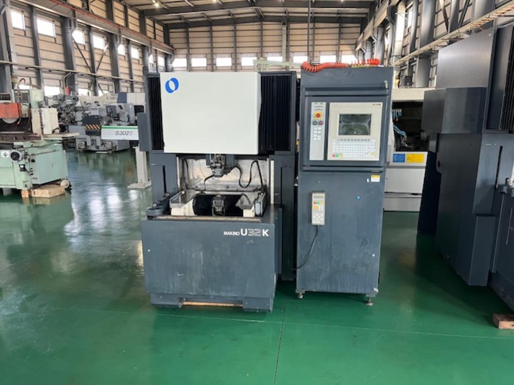 ワイヤー・放電加工機